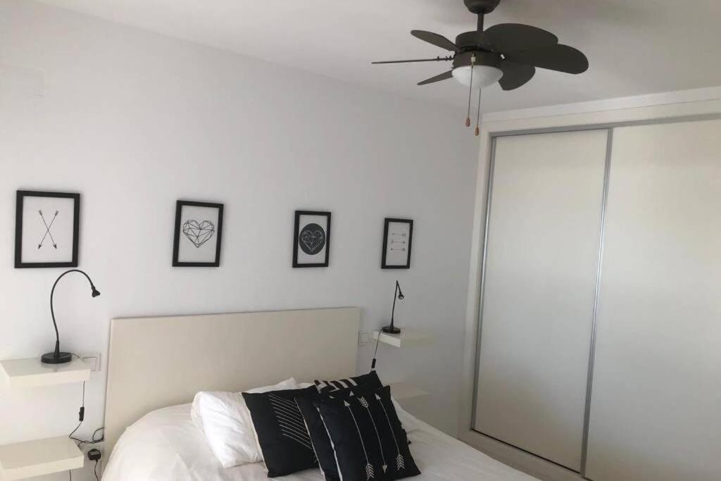 Apartment Con Piscina, Garaje Y Vistas Al Mar *